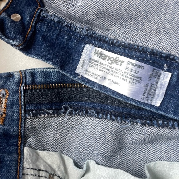 Wrangler Dark Blue Jeans - Picture 5 of 7